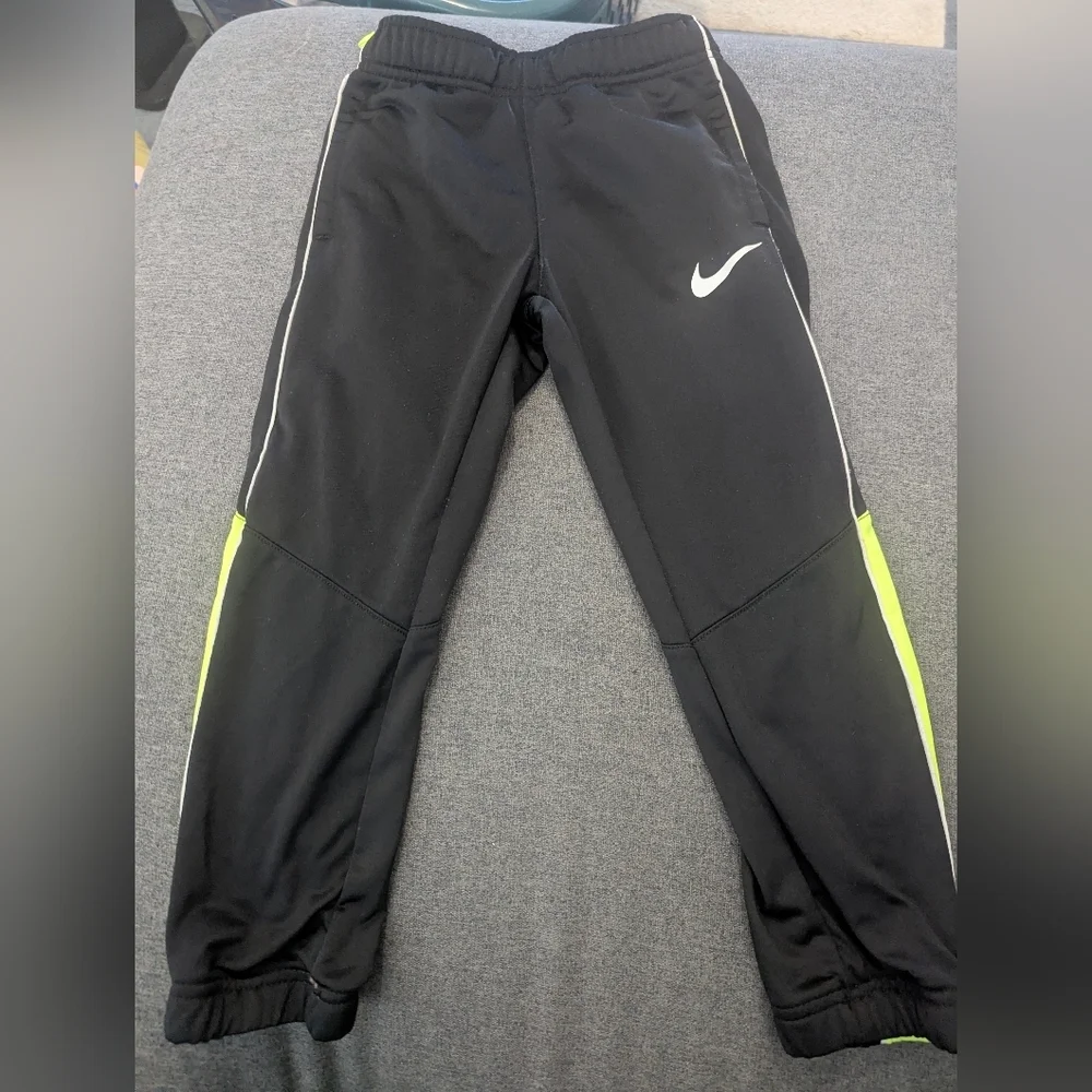 Nike Black and Lime Green Sportswear